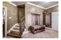 Luxurious & Spacious Bentonville Custom European Home- Remodel-w/Oasis Pool! - 5-Star