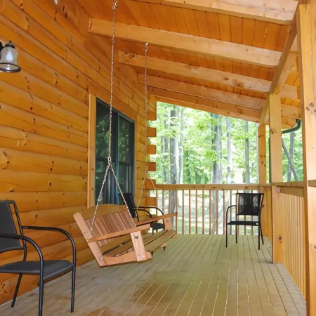 The Blackbear 4 bed log cabin with loft and cathedral ceilings