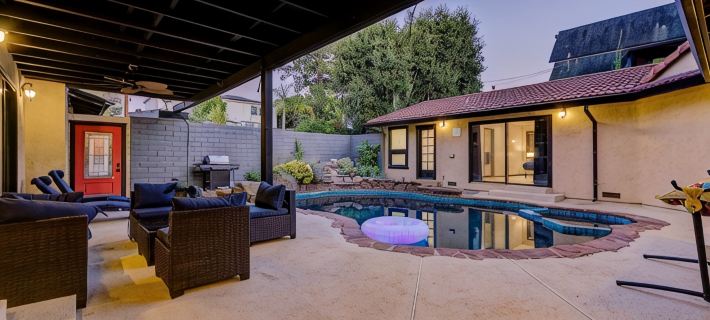 Sunset Spanish Villa W/ Pool, Pool table, BBQ + Hotels in Vallejo