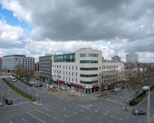 Hotel Esplanade Dortmund Hotels near Nordmarkt