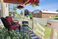 Cozy and charming. Your home away from home in the heart of Viroqua. - Wifi
