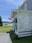 Cozy lake front unit close to Honesdale, Elk Mountain, Scranton & much more! - 3-Star