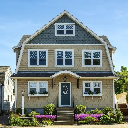 Island Apartment in the Heart of Jamestown