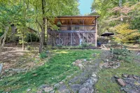 Private Dock, Mountain View, Lake Front, 2 kayaks, 2 SUPs, 1 canoe, Hot tub - 부티크