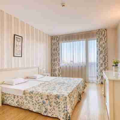 Alekta Hotel - Free Parking Rooms