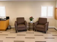 Burbank Inn and Suites - 2-Star