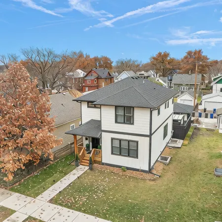 14guests, gameroom, theatre, sauna in the center of twin cities
