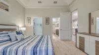 Immaculate Family Friendly 3BR/3BA  Beach Villa with TESLA Charger - Træningscentre