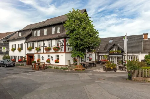 Landhotel Gasthof Willecke - parking