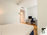 HOTIDAY Room Collection - Calambrone - Pool