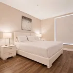 Global Luxury Suites at Downtown Mountain View - Pools