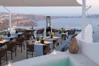 Aqua Luxury Suites by Estia - Pysäköinti