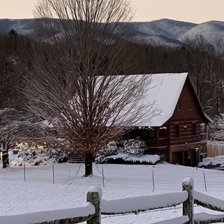 Willow Tree Retreat Damascus, VA