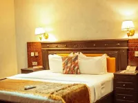 Villa Garden Hotel - parking