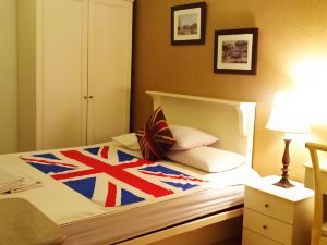 The London Living at Kebagusan City