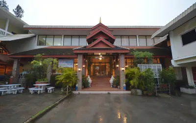 Piyaporn Hill Paradise Hotel Hotel in zona Wat Nong Makang