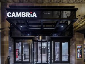 Cambria Hotel Chicago Loop/Theatre District