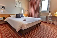 Contact Hôtel Solana, Niort MendesFrance - ที่มีที่จอดรถ