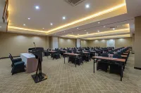 Royal Regantris Cendana Hotels in Tegalsari
