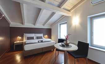 Hi Room Vicolo del vò - Housity