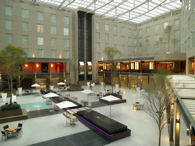 Courtyard Mexico City Airport Hotel dekat Templo Evangélico Pentecostés "Eben Ezer" MIEPI