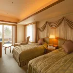 Waraku Onsen Nihon No Yado Notoraku Hotel di Nakanoto