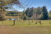 Prosperity Vacation Rental ~ 1 Mi to Lake Murray! - 3-Sterne