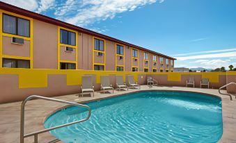 Super 8 by Wyndham Goodyear/Phoenix Area