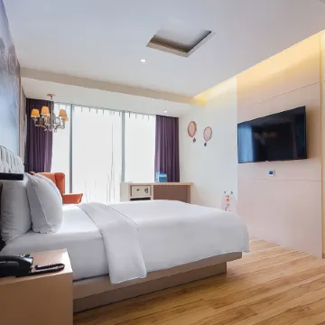 FX HOTEL TAINAN