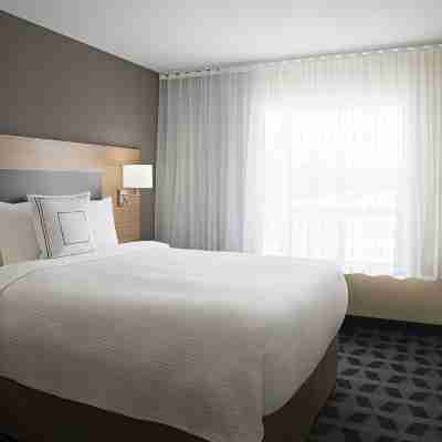 Fairfield Inn & Suites Ottawa Kanata Rooms