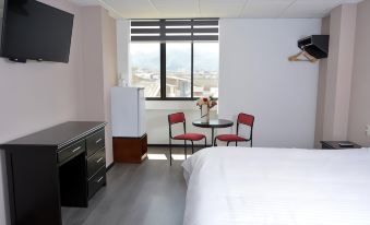 Hotel Italia - Housity