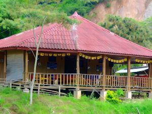 Chomdoy Bungalow & Restaurant