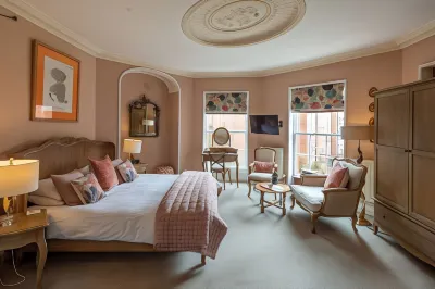 Darwin's Townhouse Hotels in Church Pulverbatch
