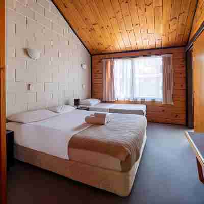Orewa Motor Lodge Rooms