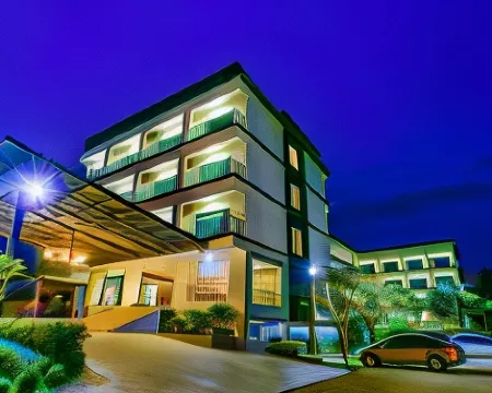 โรงแรม เซาท์เกท เรสสิเดนซ์ โรงแรมในชุมพร