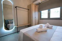 Heraclea Suites