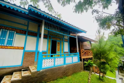 Lembah Mbalong Resort Mitra RedDoorz Near Exit Tol Singosari Hotel di Singosari