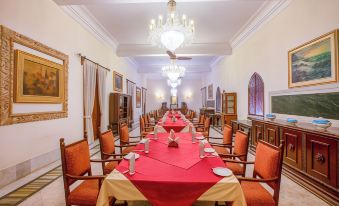 Nilambag Palace Hotel - Housity