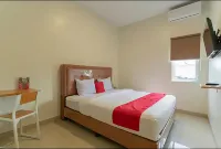 Lexus Hotel Medan Hotels in Sei Sikambing B