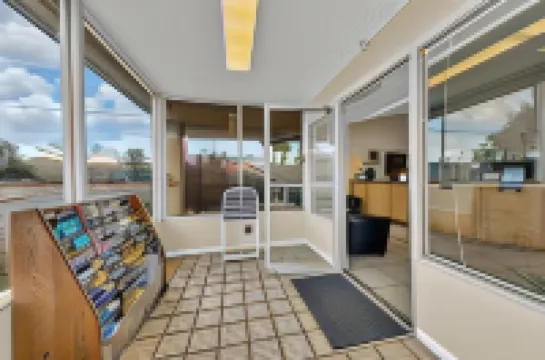 데이즈 인 바이 윈덤 카슨 시티