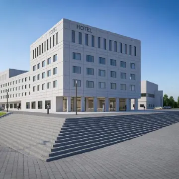 Vienna House by Wyndham Ernst Leitz Wetzlar