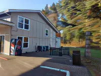Super 8 by Wyndham Shelton Hotels in Kamilche
