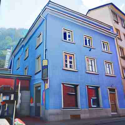 Viva Hostel Hotel Exterior