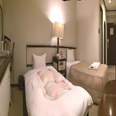 Ako Royal Hotel