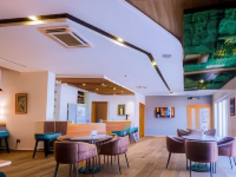 Wali's Suites Hoteles en Wuse 2