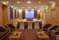 Ambassador, New Delhi - Ihcl SeleQtions - Pet friendly