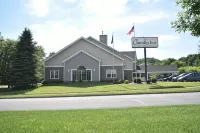 Country Inn River Falls Hotels near Glen Park