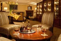 Crowne Pointe Historic Inn Adults Only - إقامة ريفية