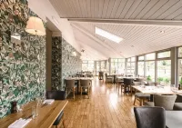 Glen Mhor Hotel at Uile-Bheist 'Brewstillery' Hotels in Inverness