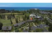 Niki Lani Condo on the Golf course @ Turtle bay
